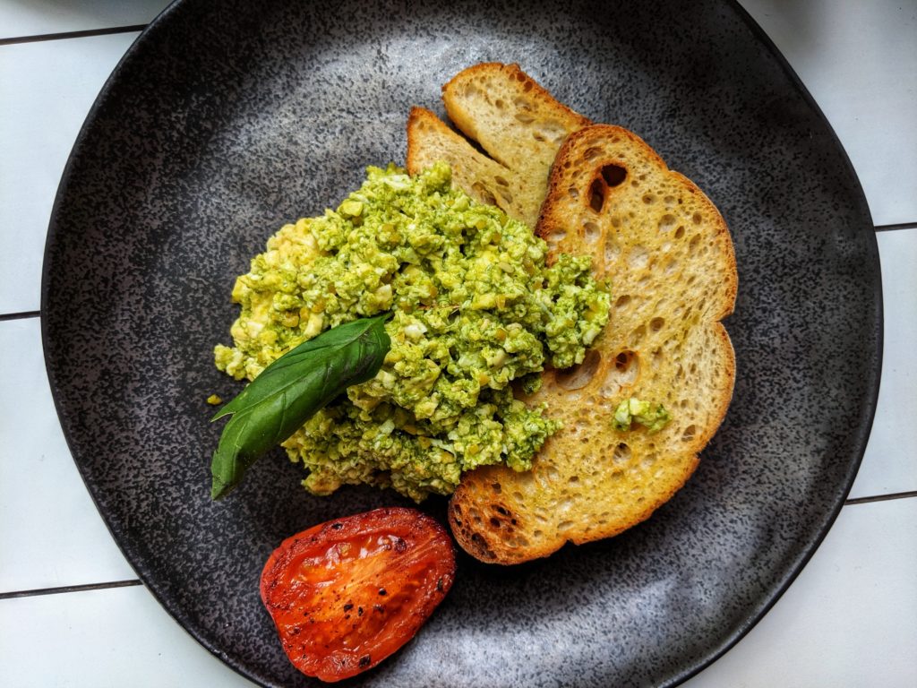 Pesto eggs